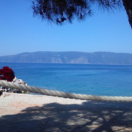 Apartments Renata Pinezići المظهر الخارجي الصورة