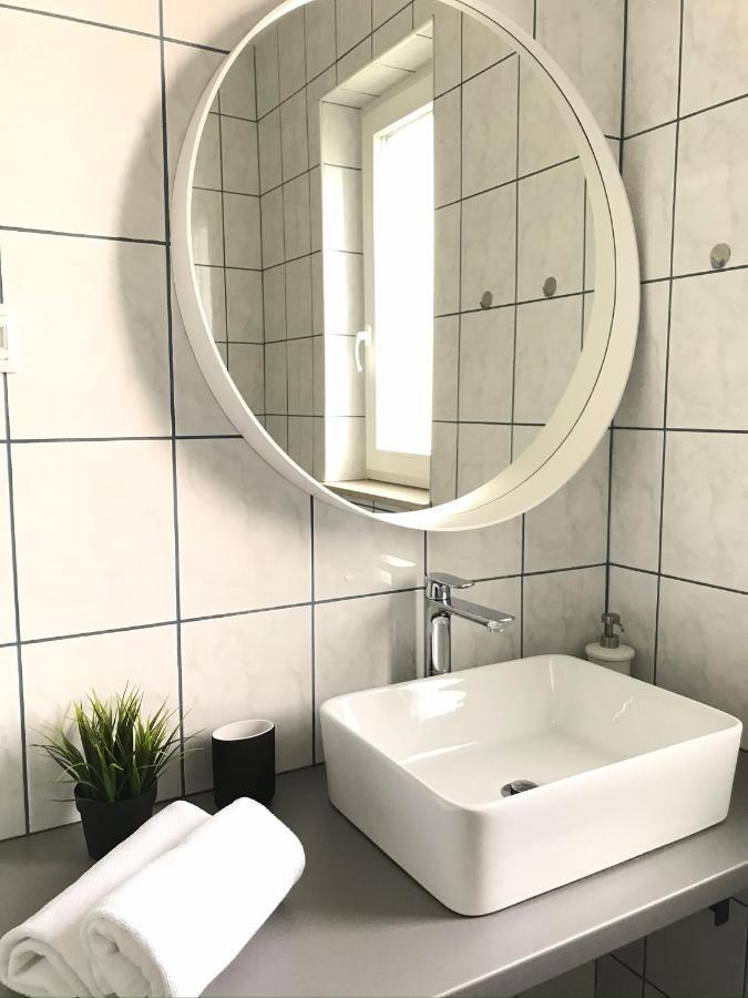 Apartments Renata Pinezići المظهر الخارجي الصورة