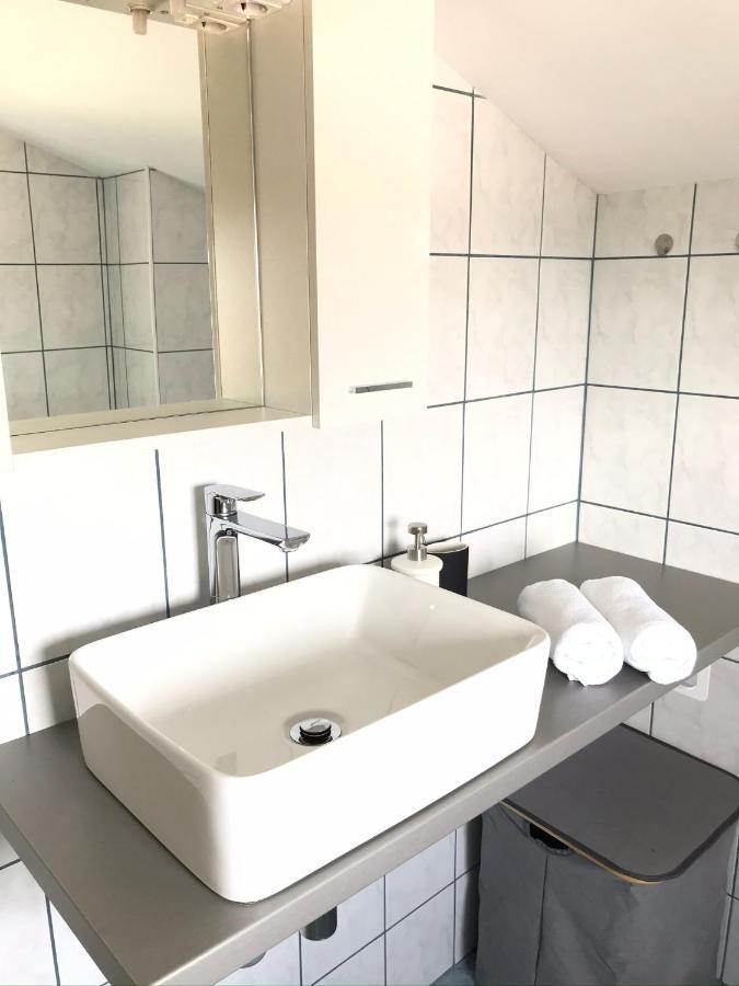 Apartments Renata Pinezići المظهر الخارجي الصورة